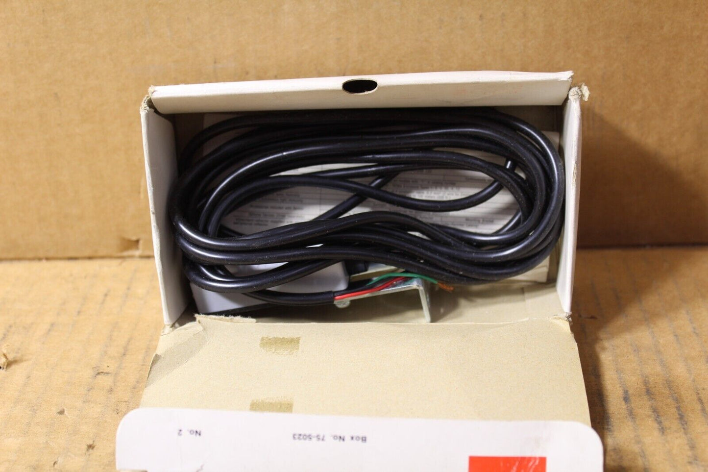 Cutler-Hammer E65VNL2 Photoelectric Sensor