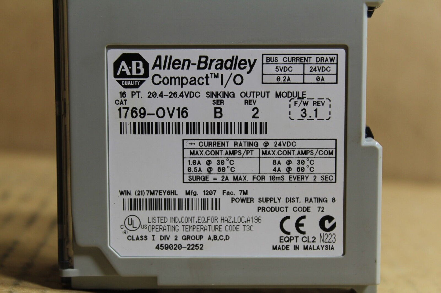 Allen-Bradley 1769-OV16 Output Module