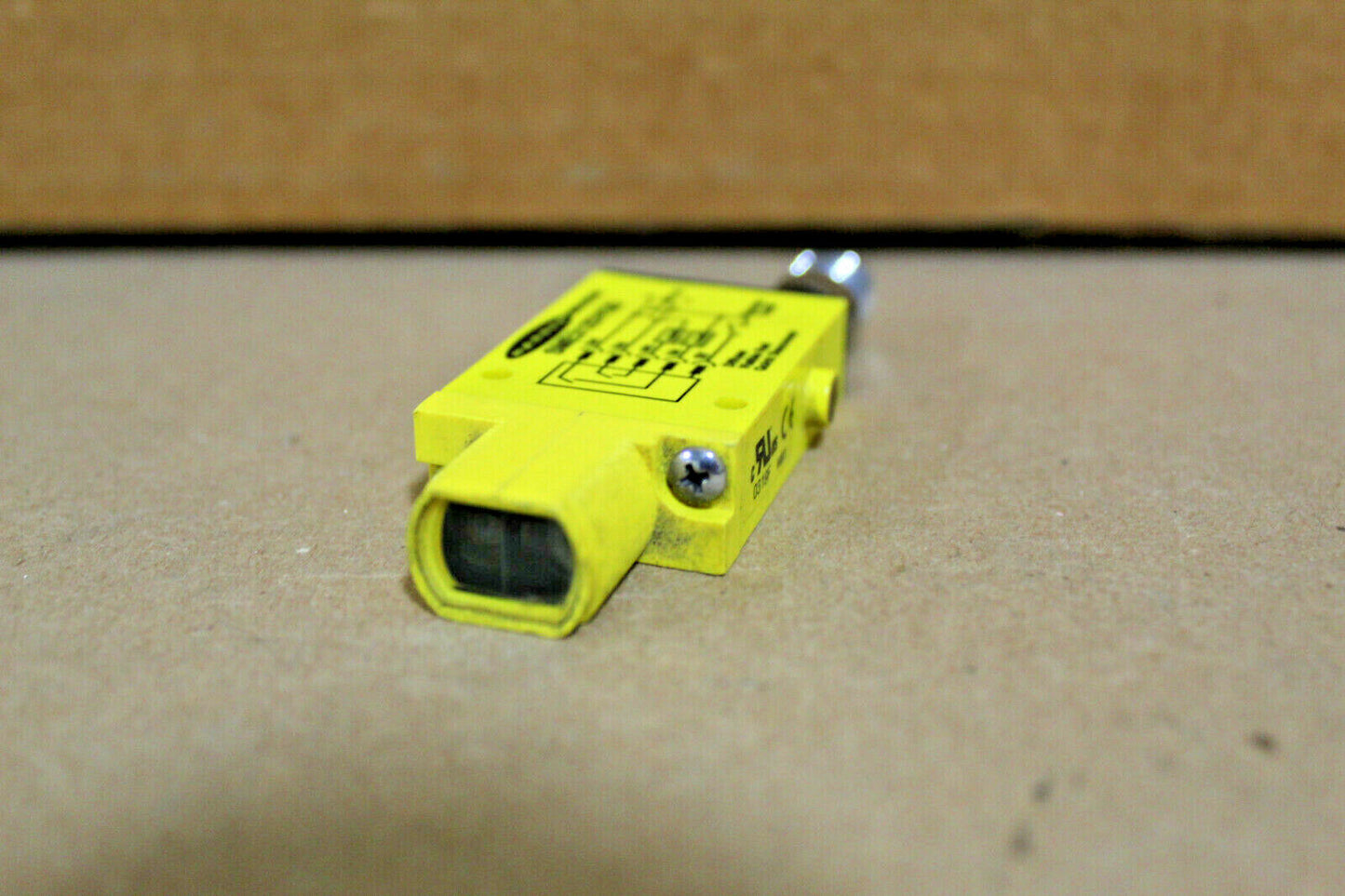 Banner SME312DVQD Photoelectric Sensor