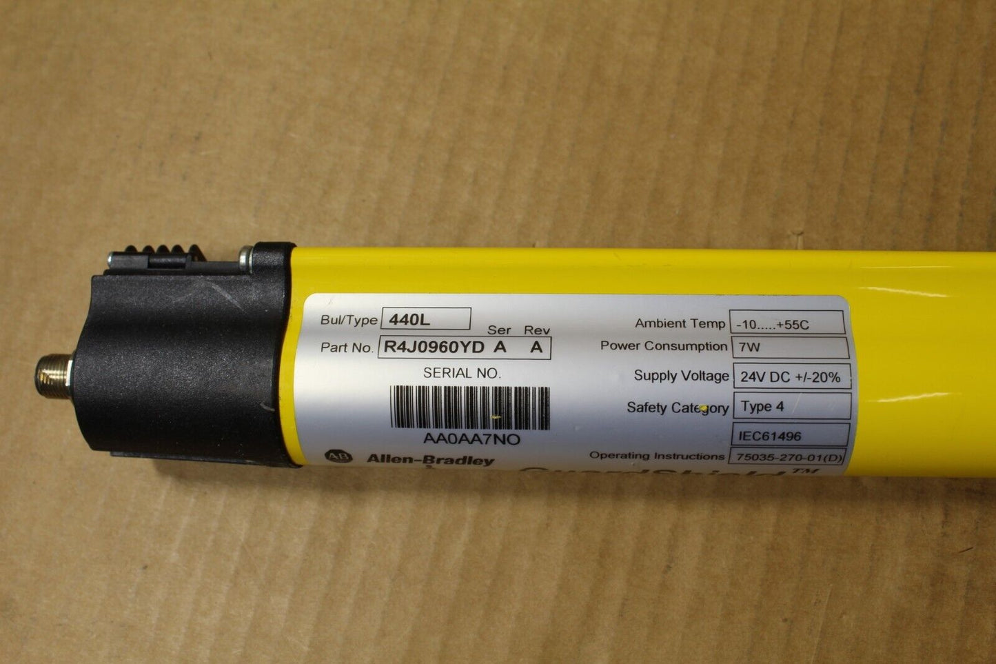 Allen-Bradley 440L-R4J0960YD GuardMaster GuardShield Light Curtain