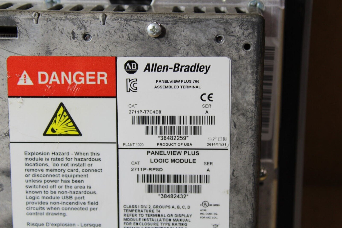 Allen-Bradley PanelView Plus 700 2711P-T7C4D8 Operator Interface Panel