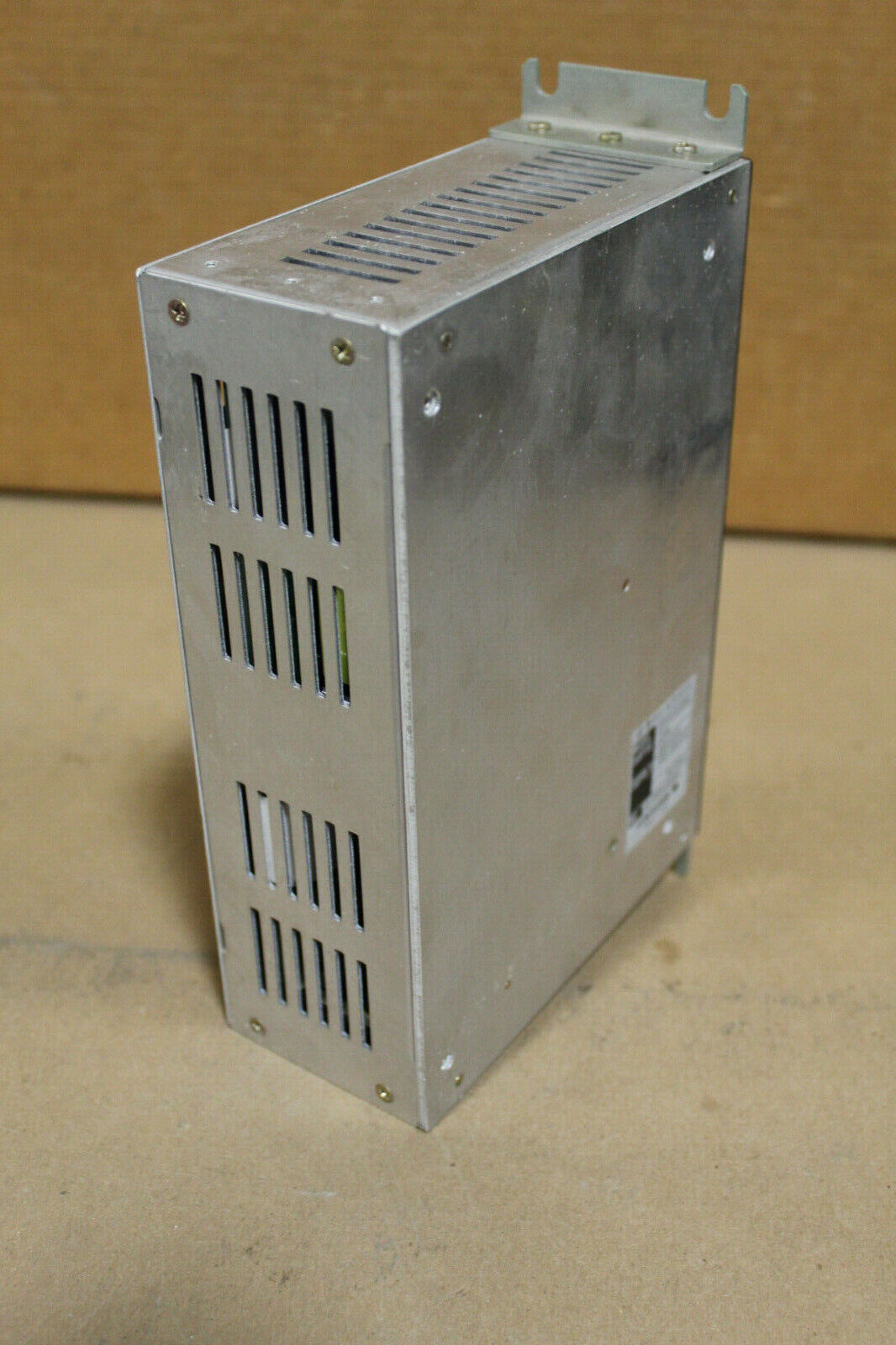 Yokogawa Dynaserv UR1015C0BB-2XN DD Servo Actuator