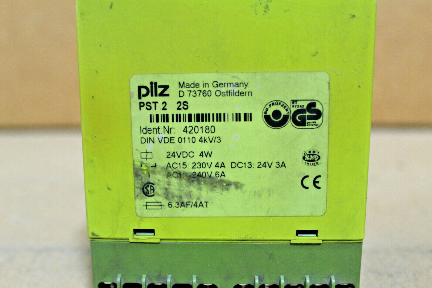 Pilz 420180 Safety Relay PST 2 2S DIN VDE 0110 4kV/3