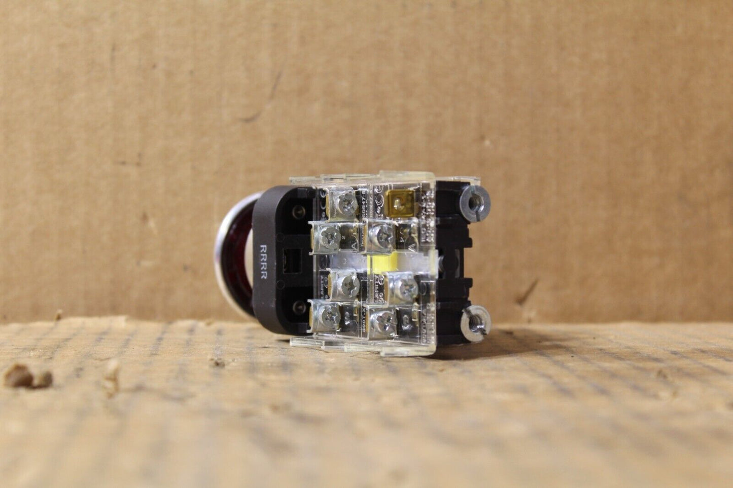 Allen-Bradley 800T-FXP16 Red Mushroom Push Button