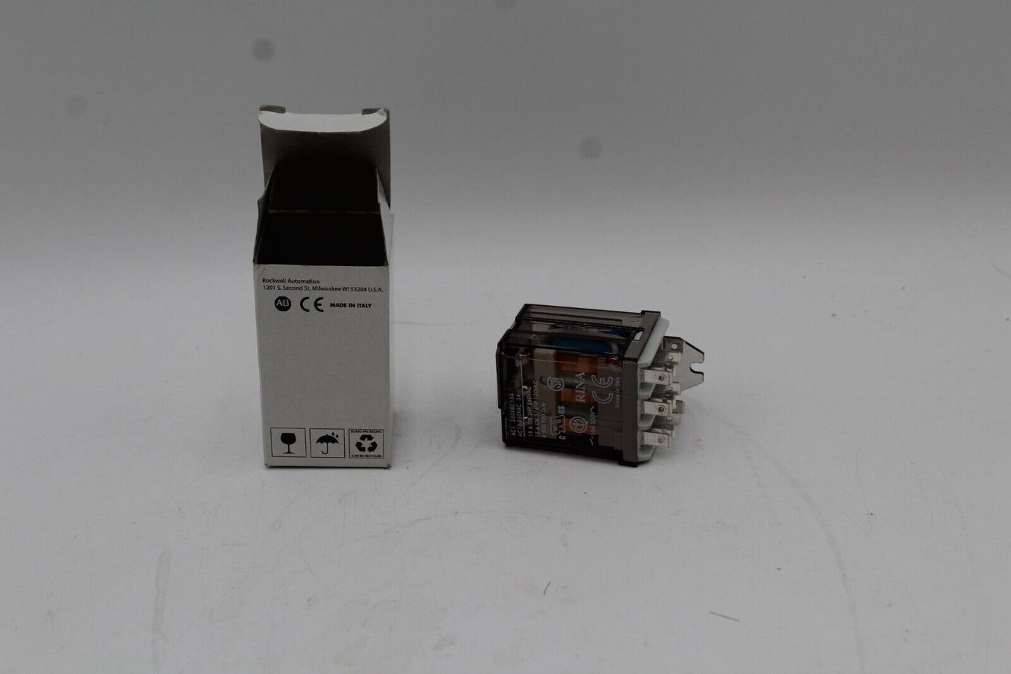 Allen-Bradley 700-HD33Z24 Relay