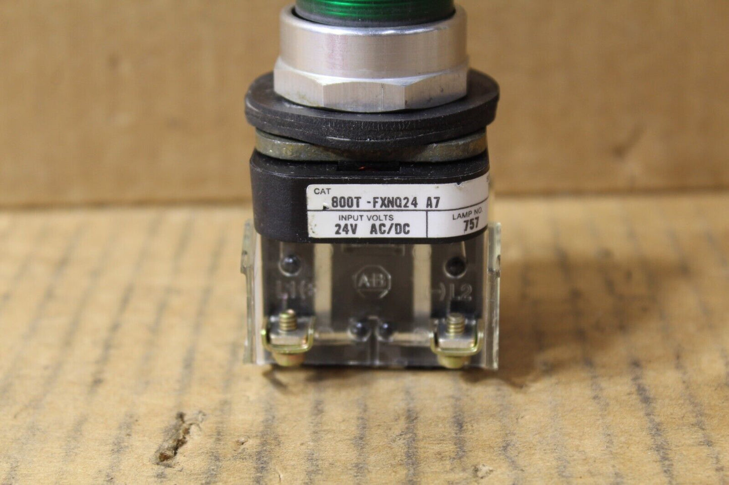 Allen-Bradley 800T-FXNQ24A7 Green Mushroom Push Button