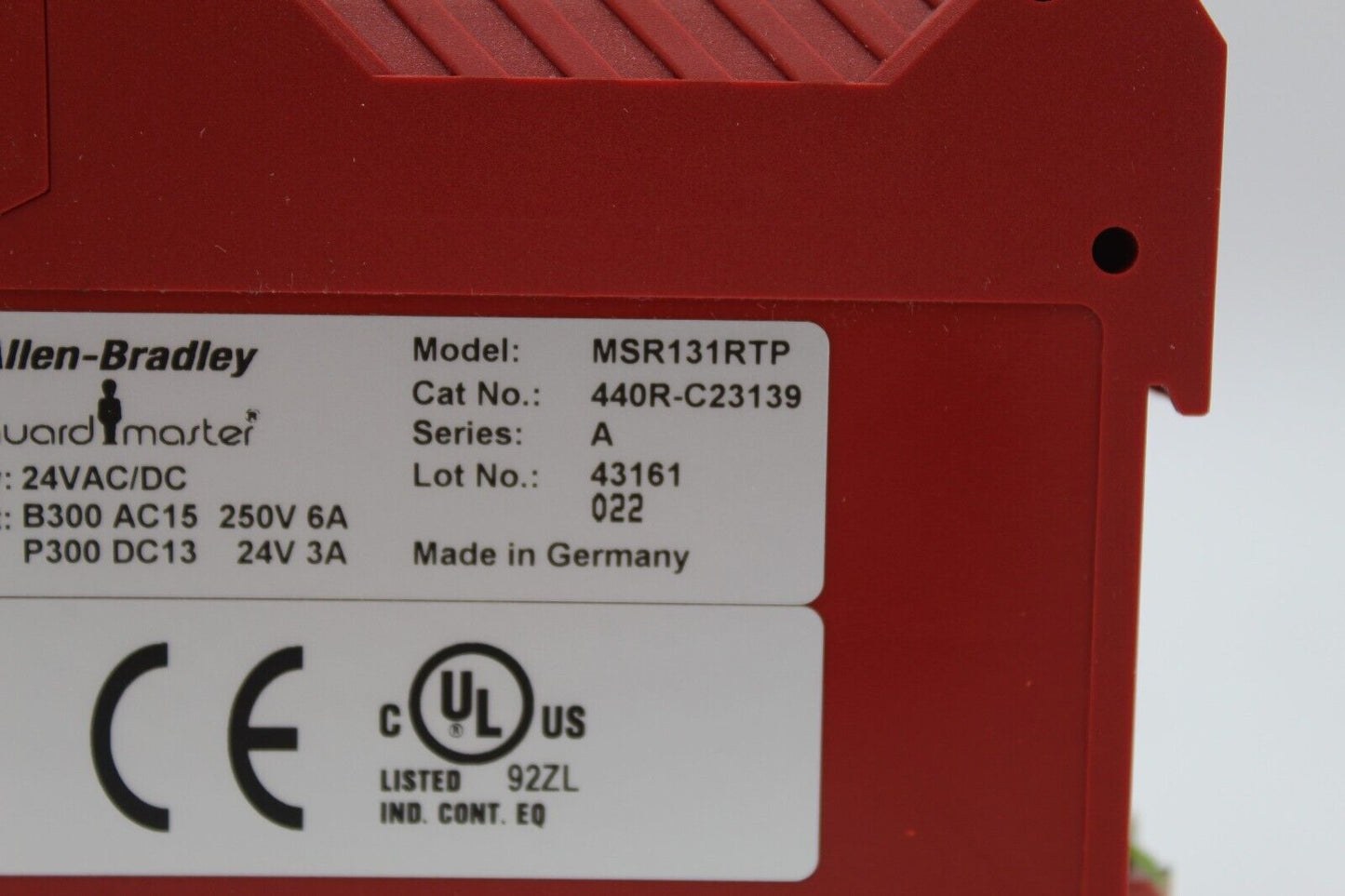 Allen-Bradley 440R-C23139 GuardMaster Safety Relay