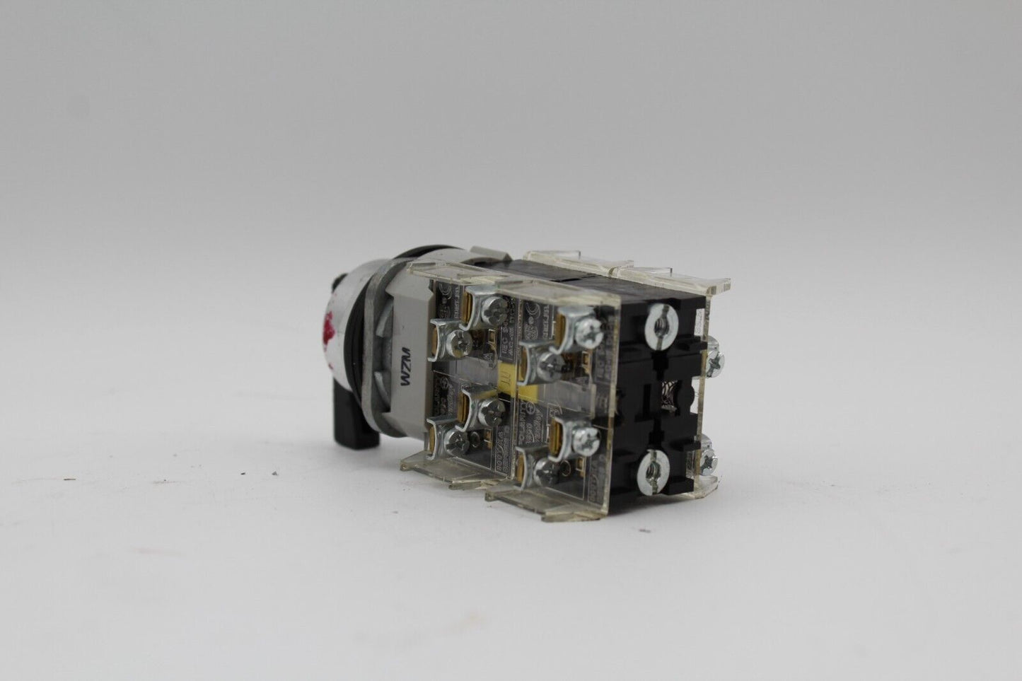 Allen-Bradley 800T-J20KD7 3-Position Selector Switch