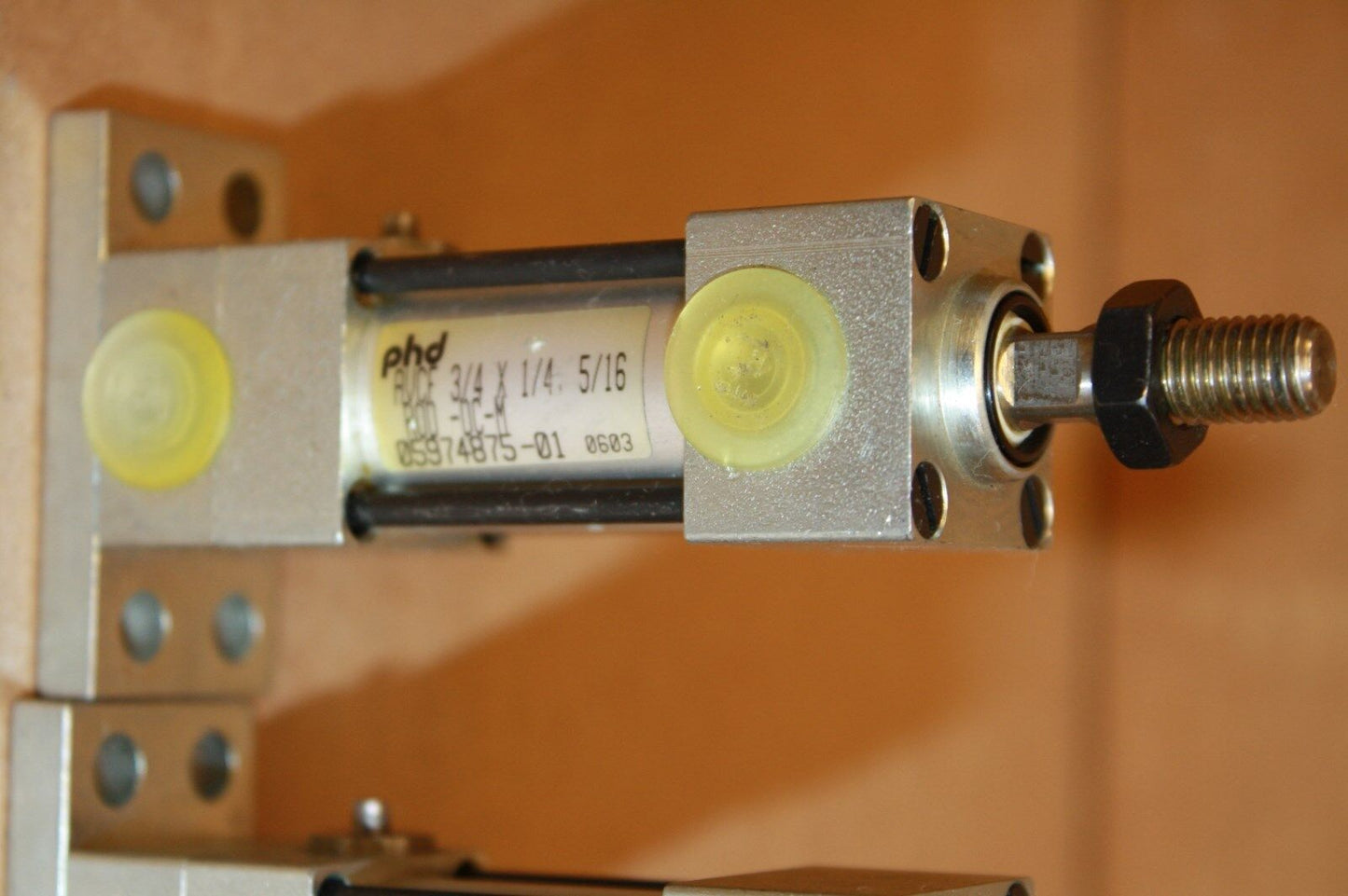 PHD AVCF 3/4X1/4,5/16 R0D-OC-M CYLINDER