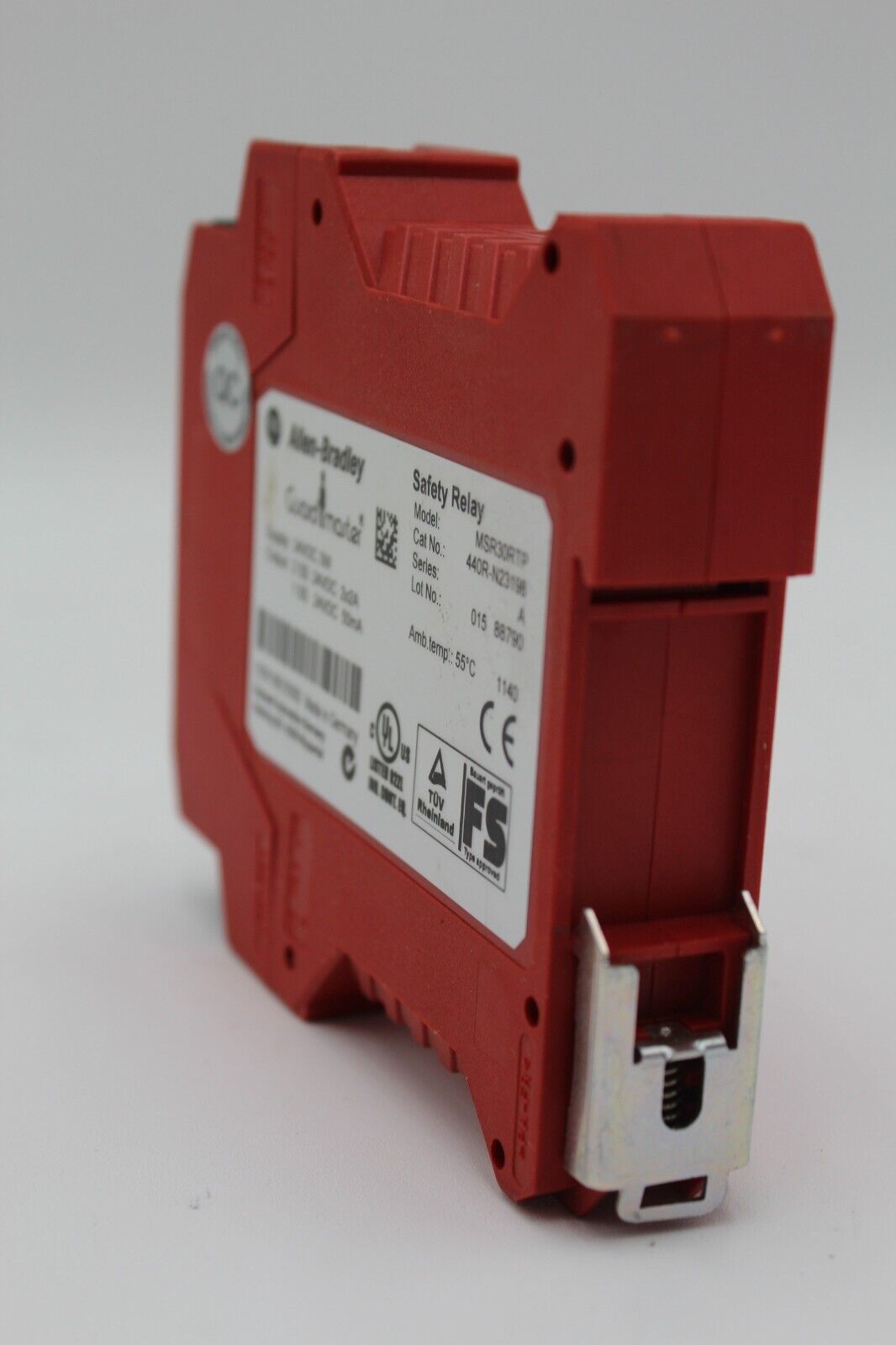 Allen-Bradley 440R-N23198 Guard master Safety Relay