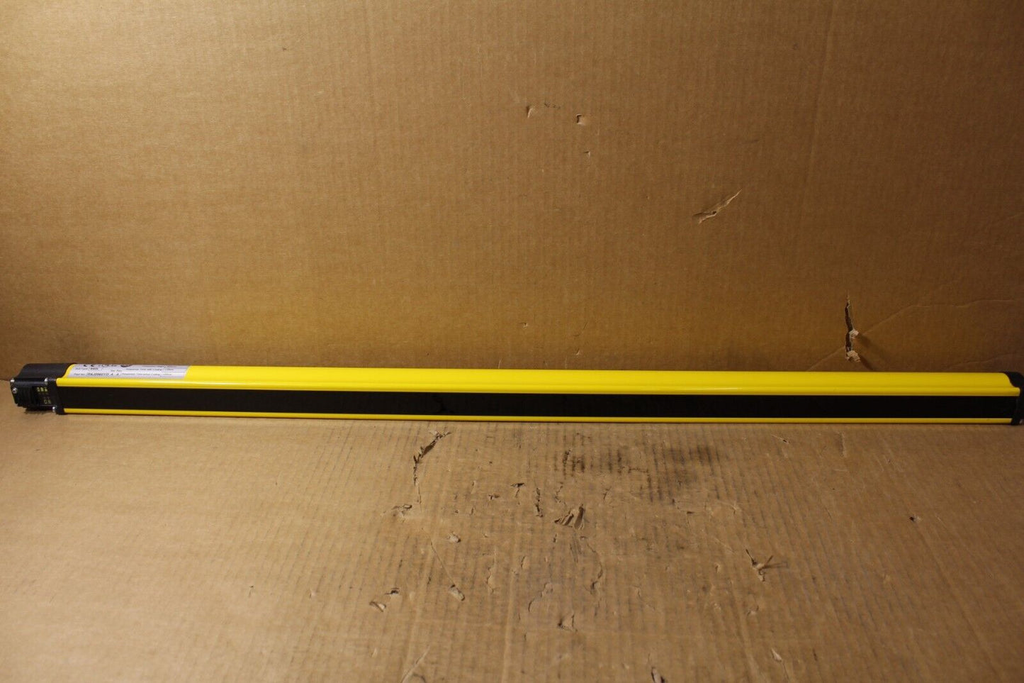 Allen-Bradley 440L-R4J0960YD GuardMaster GuardShield Light Curtain