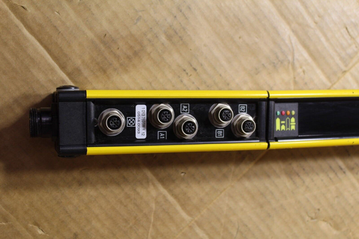 Allen-Bradley 440L-R4H3400M-N / 440L-T4H3400-N R / T Light Curtain