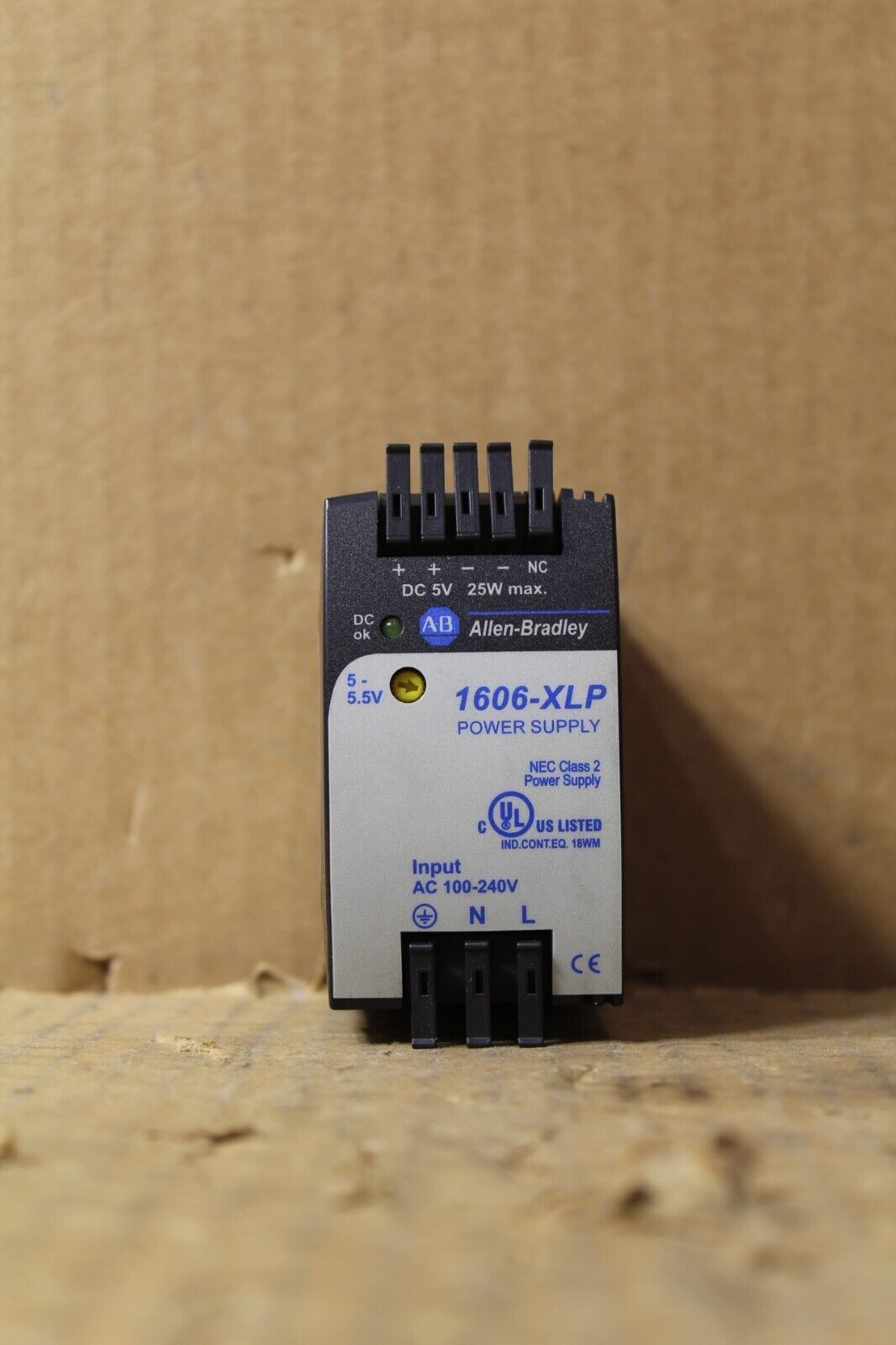 Allen-Bradley 1606-XLP25A Power Supply