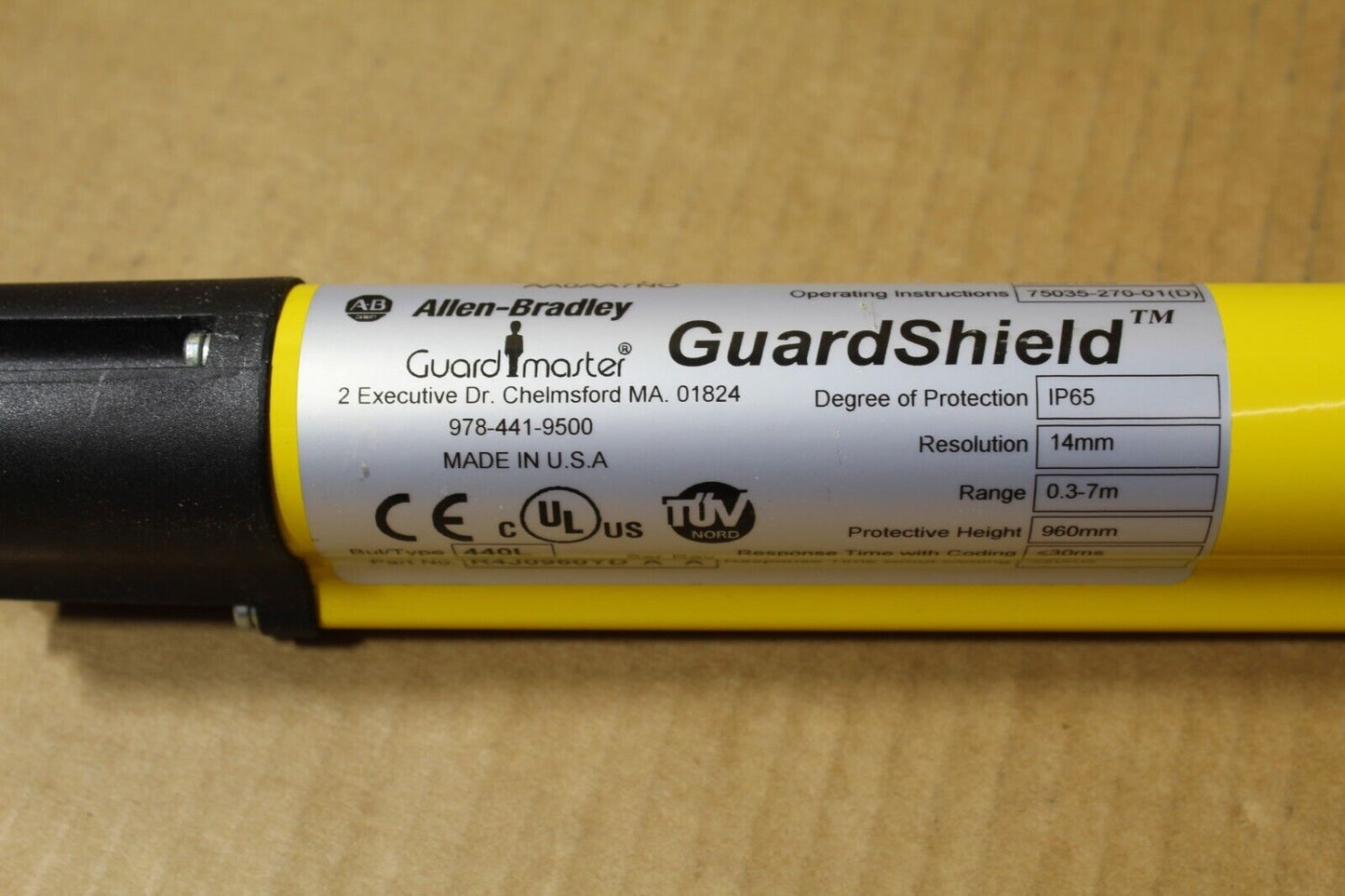 Allen-Bradley 440L-R4J0960YD GuardMaster GuardShield Light Curtain