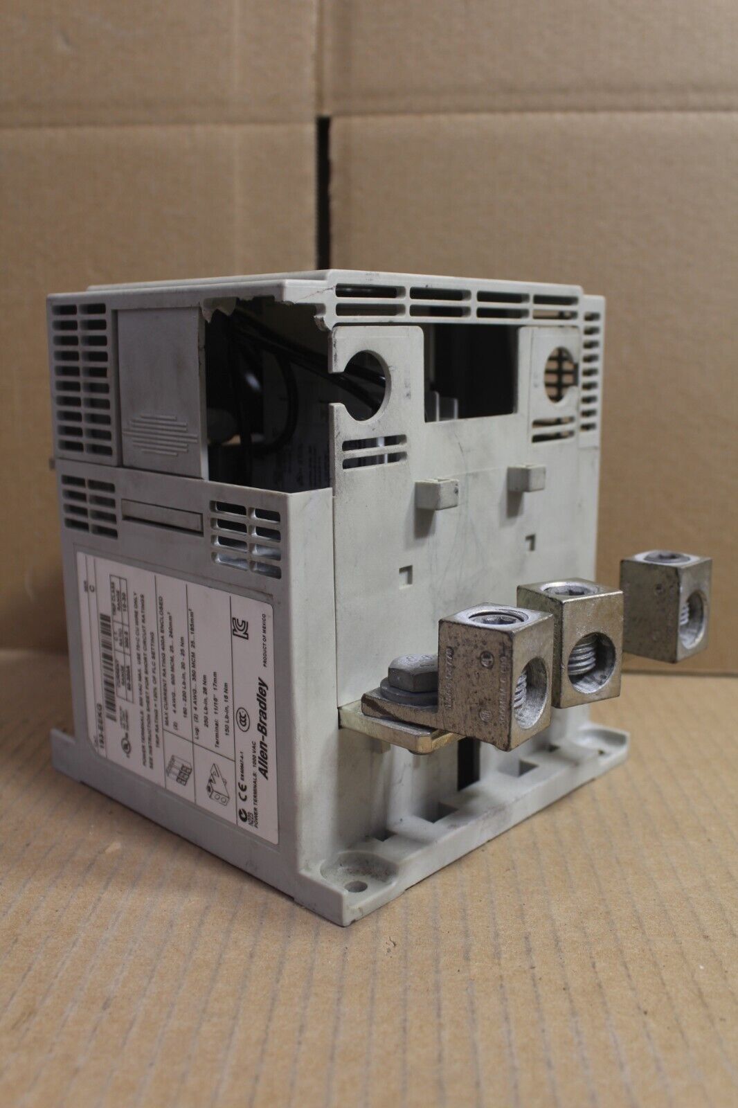 Allen Bradley 193-EEKG Relay *Broken Plastic
