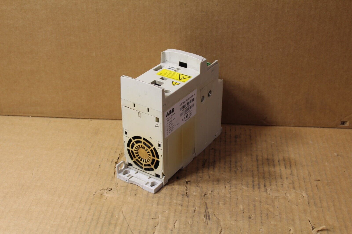 ABB ACS350-03U-04A1-4 Drive (No Screen)