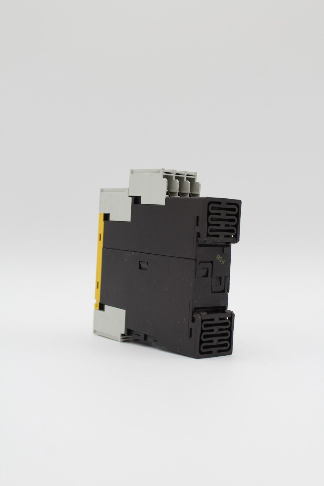 Siemens 3RK1205-0BE00-0AA2 Safety Relay