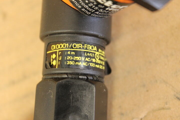 IFM OIR-FB0A PHOTOELECTRIC SENSOR
