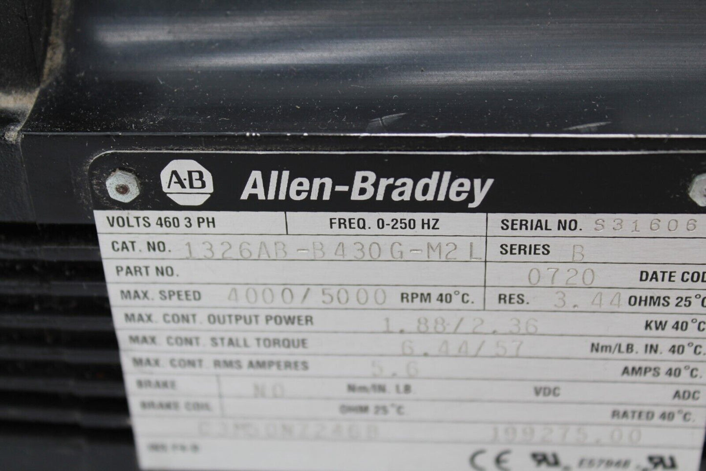 Allen Bradley 1326AB-B430G-M2L Servo Motor
