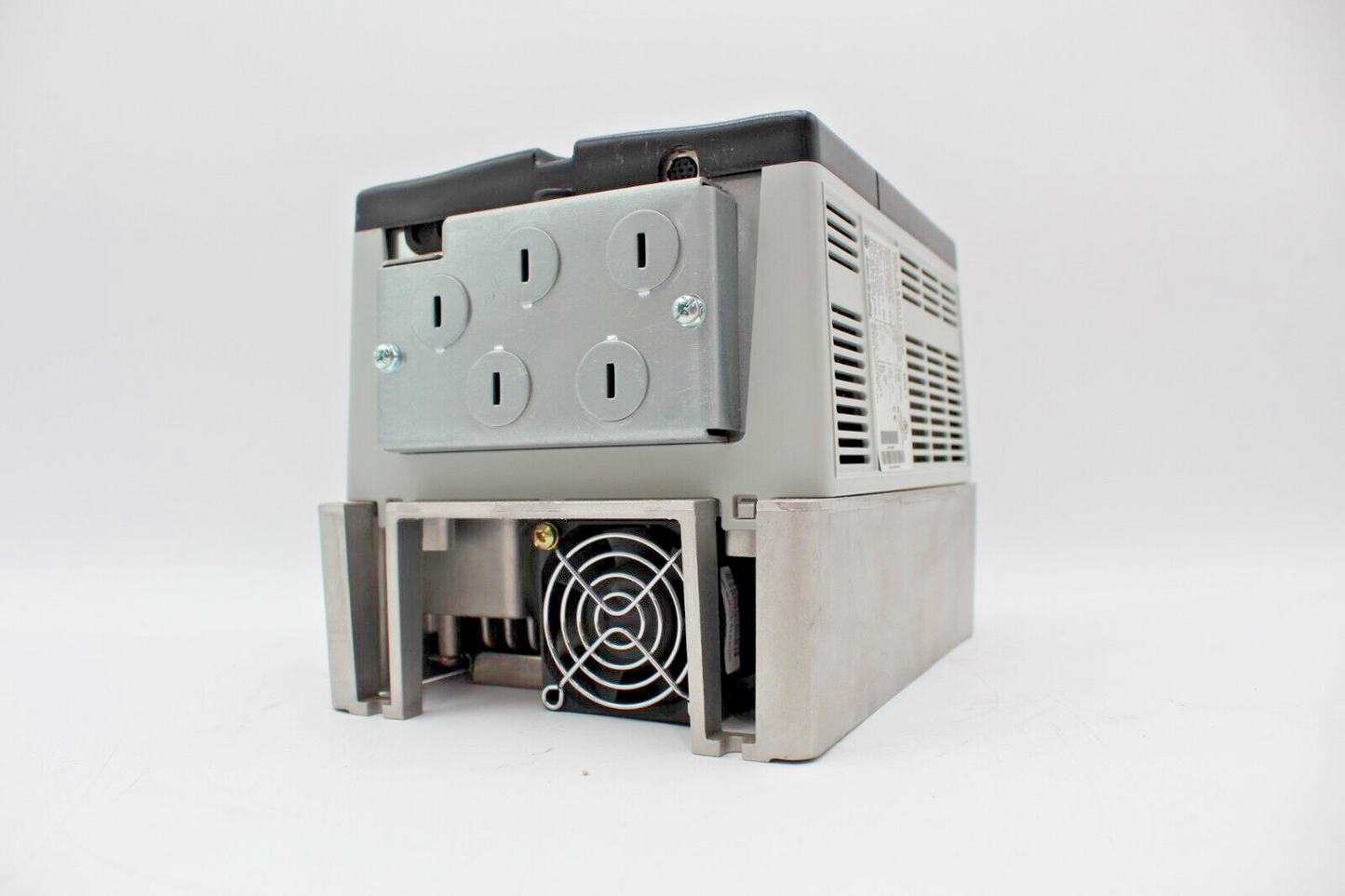 Allen-Bradley 20AB9P6A3AYYNCNN Powerflex 70 AC Drive