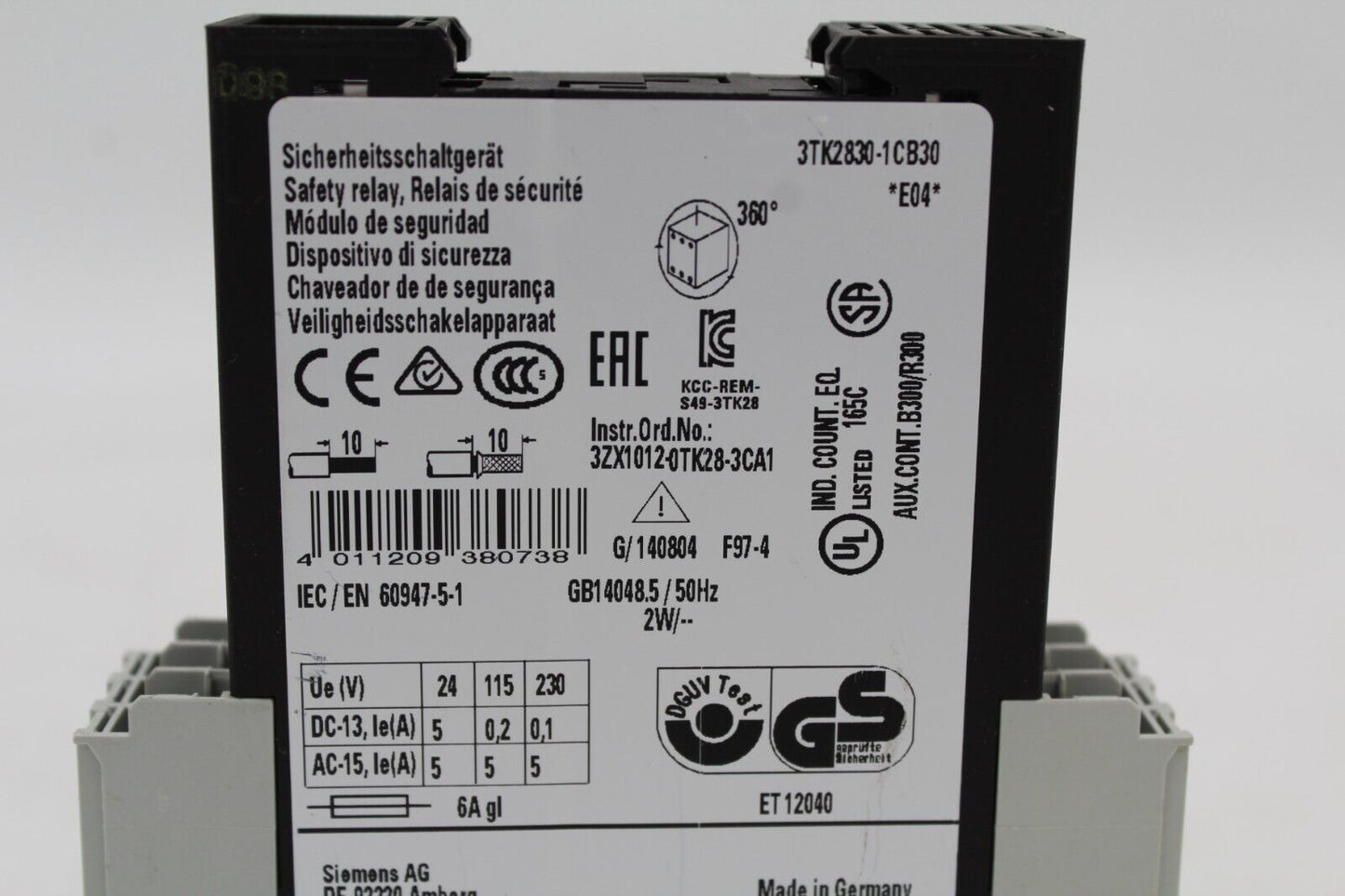 SIEMENS 3TK2830-1CB30 E04 SAFETY RELAY