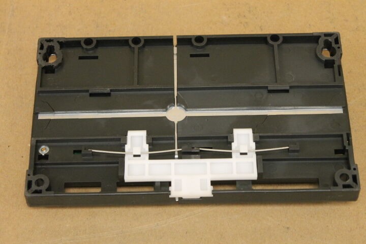 MITSUBISHI A172B (LOT OF 2) BASE UNIT