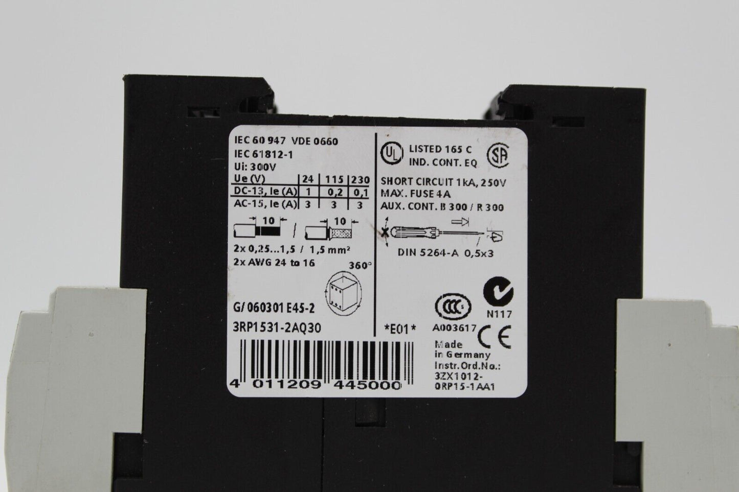 Siemens 3RP1531-2AQ30 Timing Relay Module