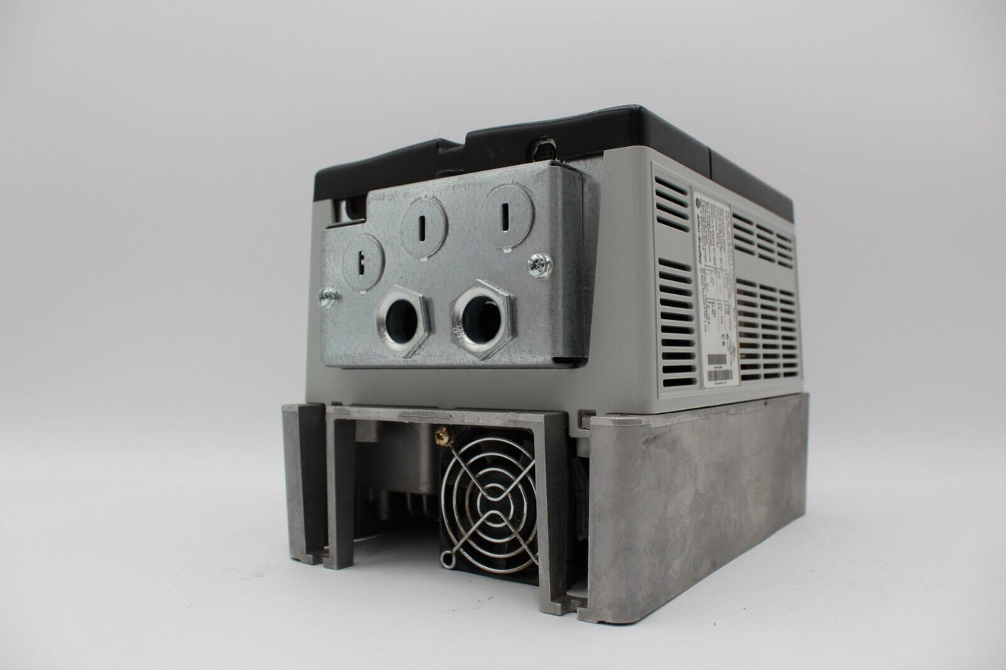 Allen-Bradley 20AD3P4A0AYNNRNN Powerflex 70 AC Drive