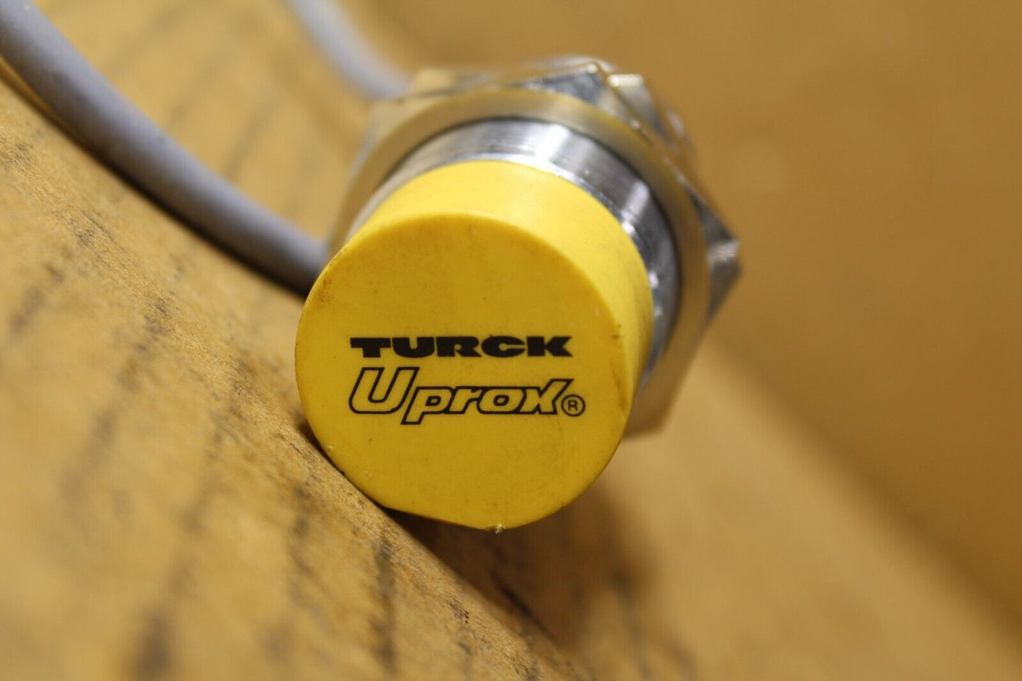 Turck Uprok Ni20U-M30-AN6X Inductive Proximity Sensor