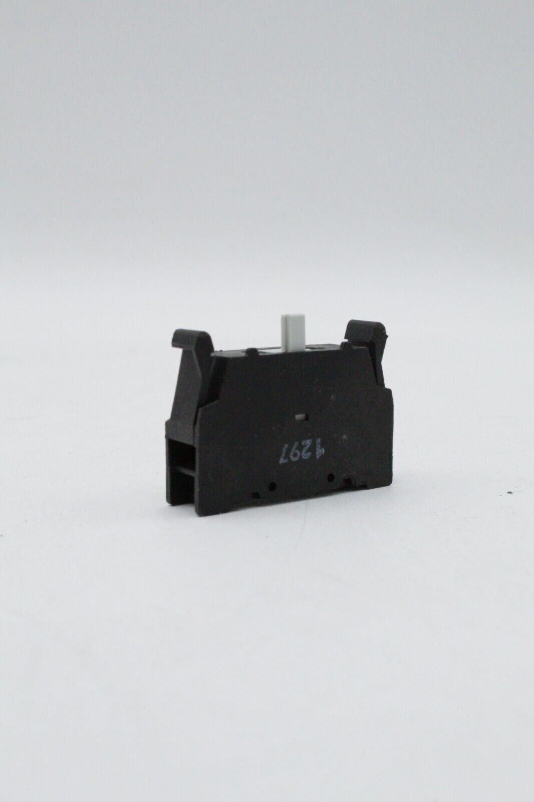Allen-Bradley 800E-3X01 Contact Block