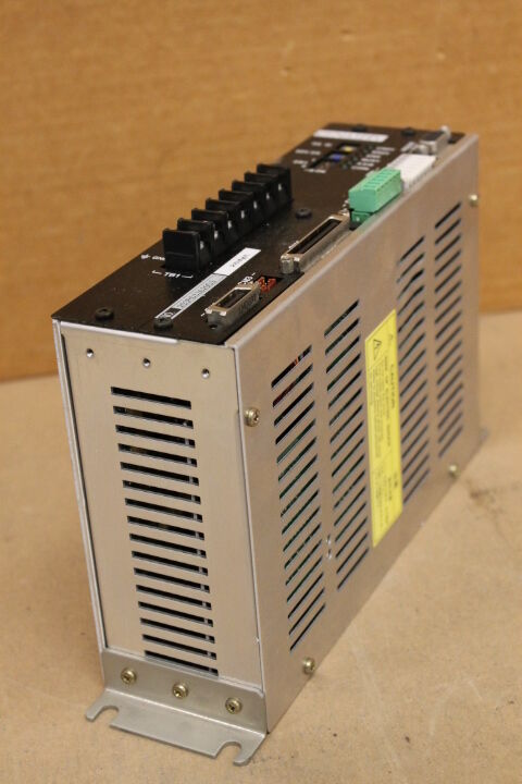 YOKOGAWA DYNASERV UB5C-015N-1AB-2X1-2/CE/CN DD SERVO ACTUATOR