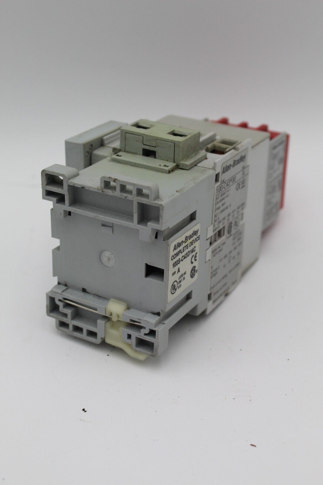 Allen-Bradley 100S-C43D14C GuardMaster Safety Control Relay