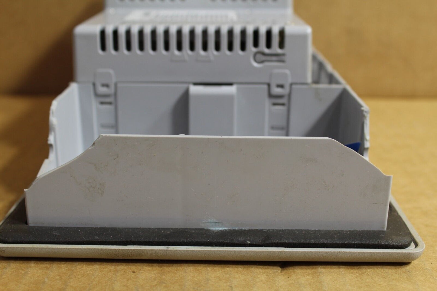 Allen Bradley 2711P-B6C20A PanelView Plus 600 (Broken Plastic Pictured)