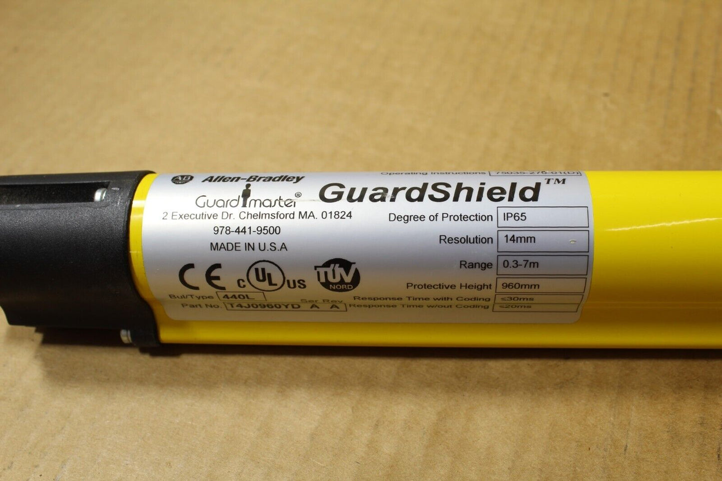 Allen-Bradley 440L-T4J0960YD GuardMaster GuardShield Light Curtain