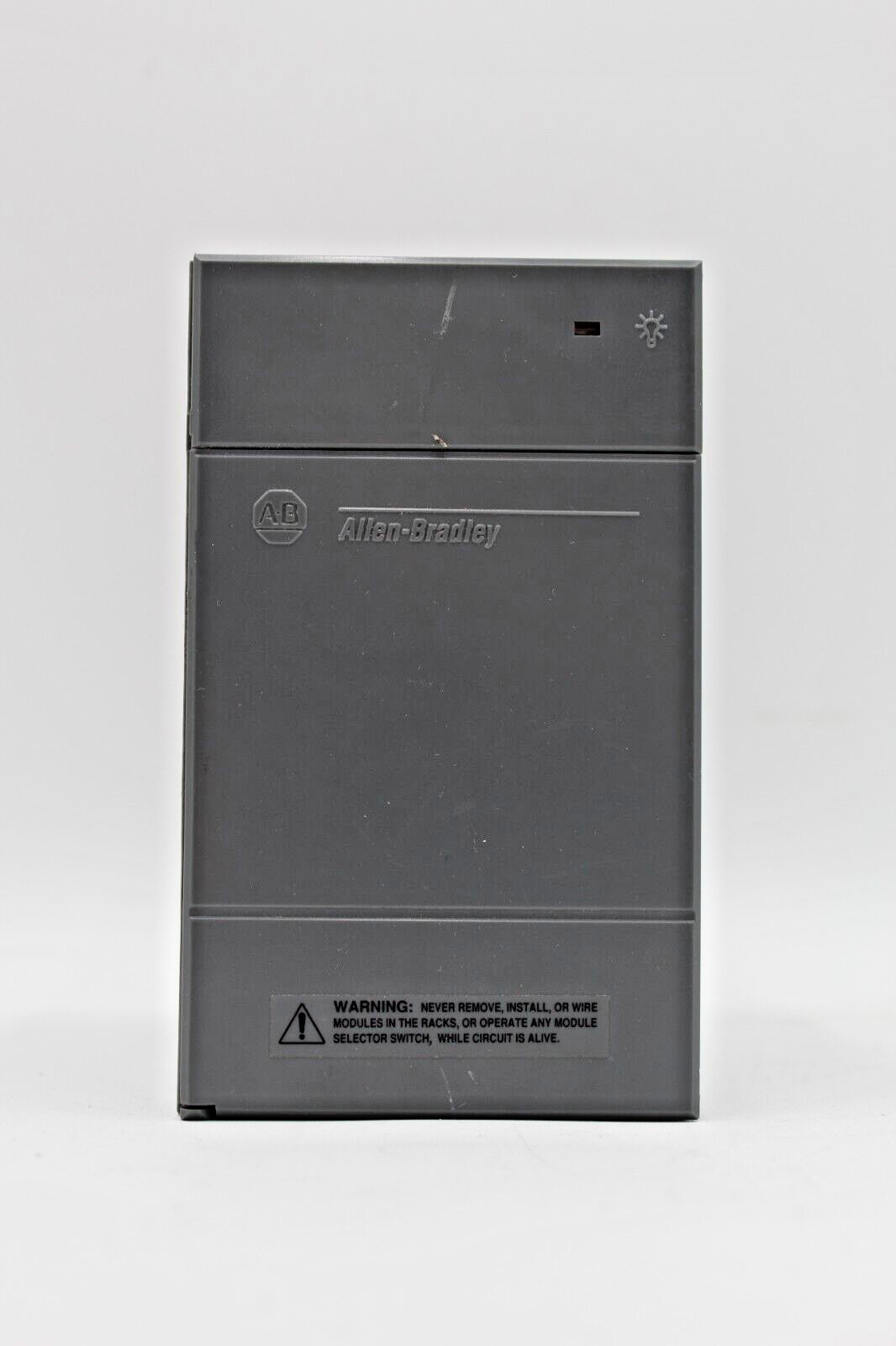 Allen-Bradley 1746-P2 /C SLC 500 Power Supply