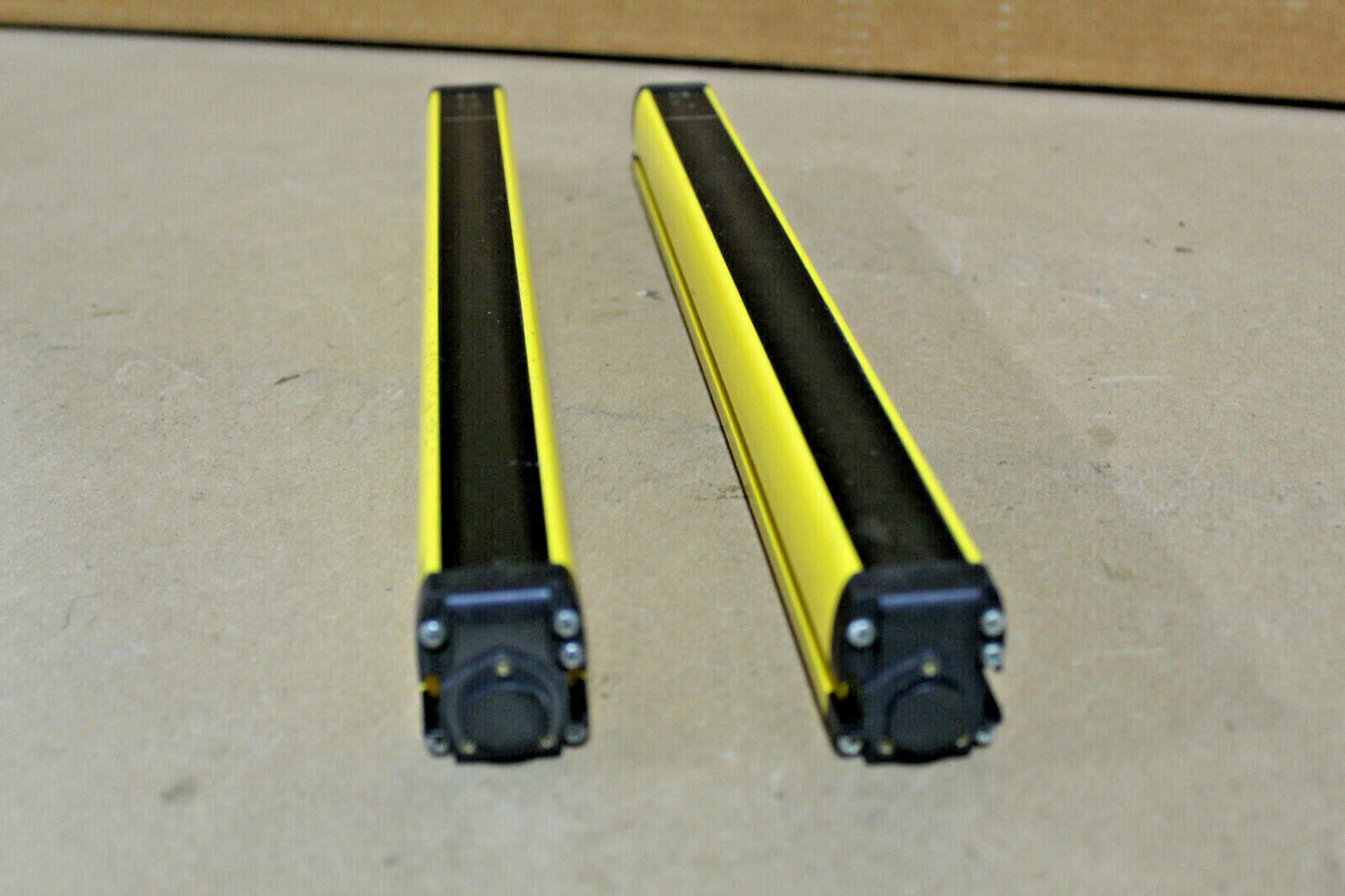 HTM Electronics HSC4-30-12 Emitter & Receiver