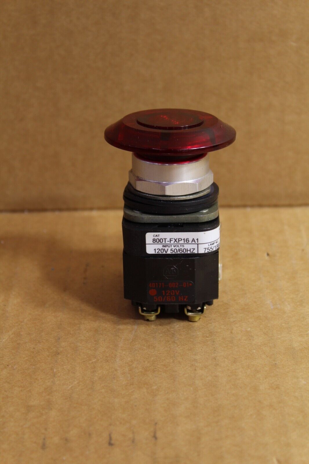 Allen-Bradley 800T-FXP16A1 Red Push Button