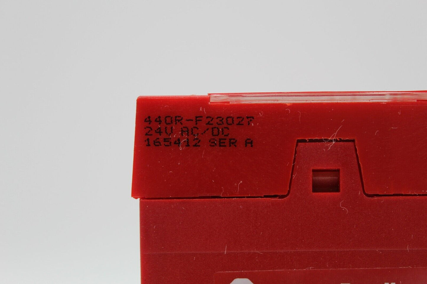 Allen-Bradley 440R-F23027 GuardMaster Universal Safety Relay