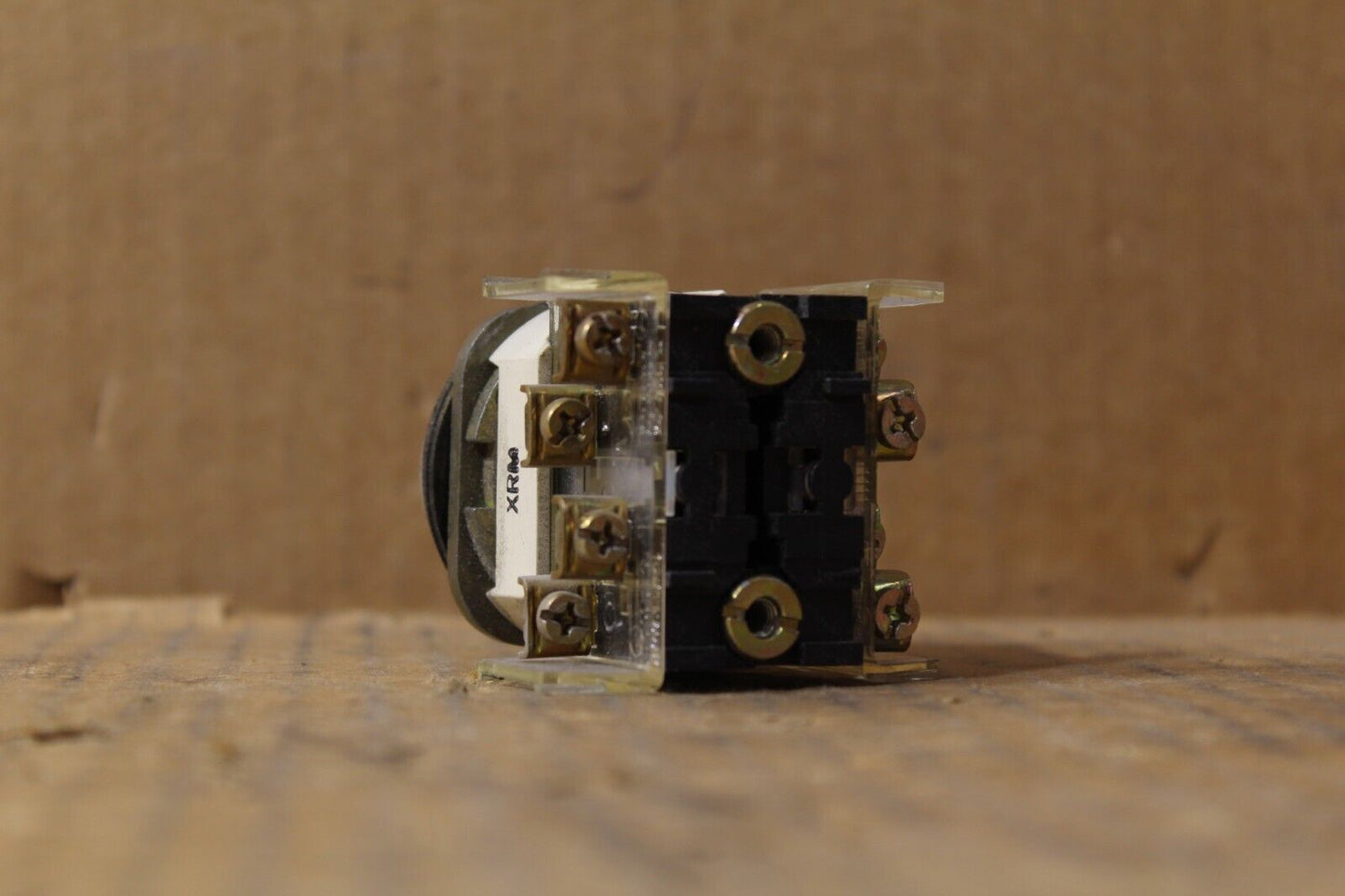 Allen-Bradley 800T-J17 Selector Switch