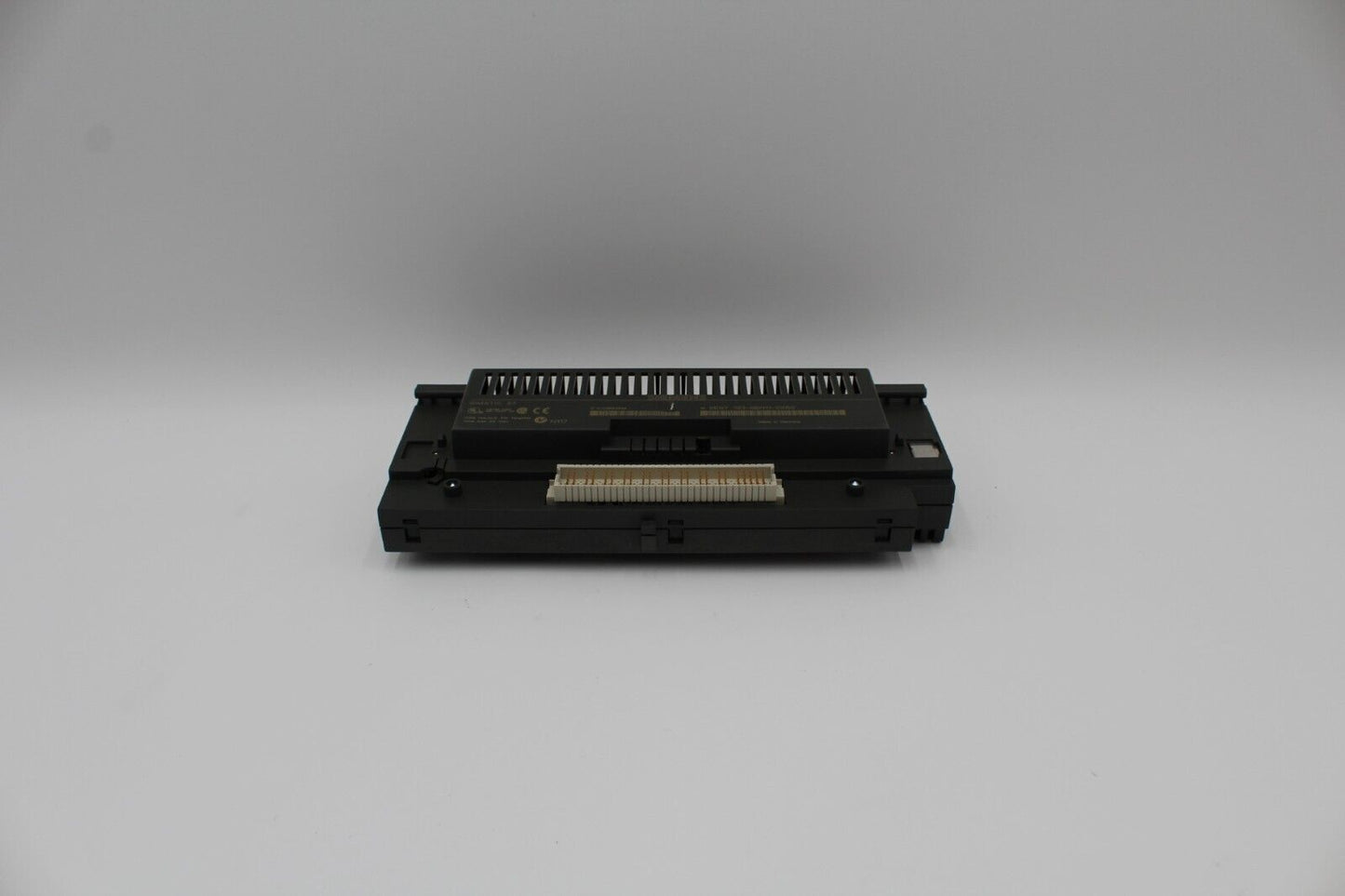 Siemens Simatic S7 6ES7 133-0BN11-0XB0 Digital I/O Module 6ES7133-0BN11-0XB0