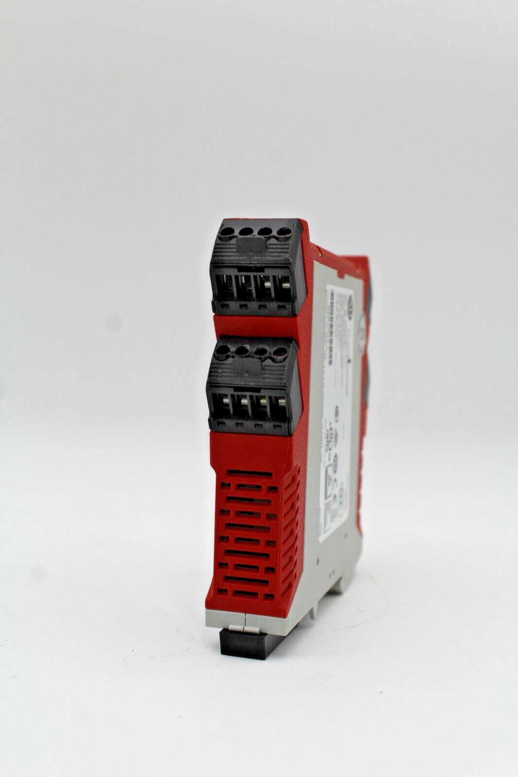 Allen-Bradley 440R-D22R2 Guardmaster Single Input Safety Relay