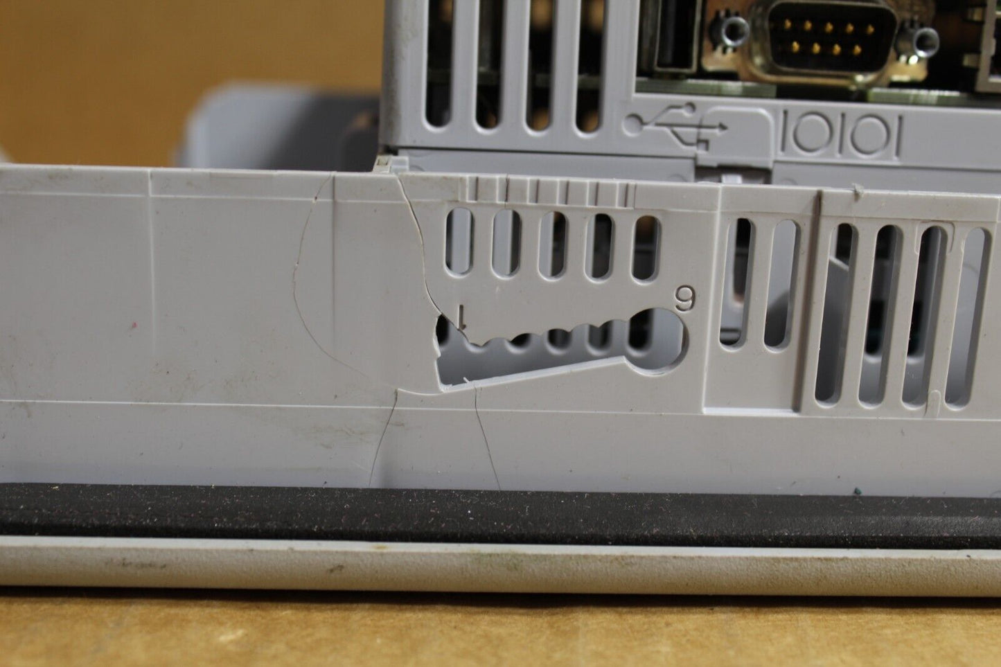 Allen Bradley 2711P-B6C20A PanelView Plus 600 (Broken Plastic Pictured)