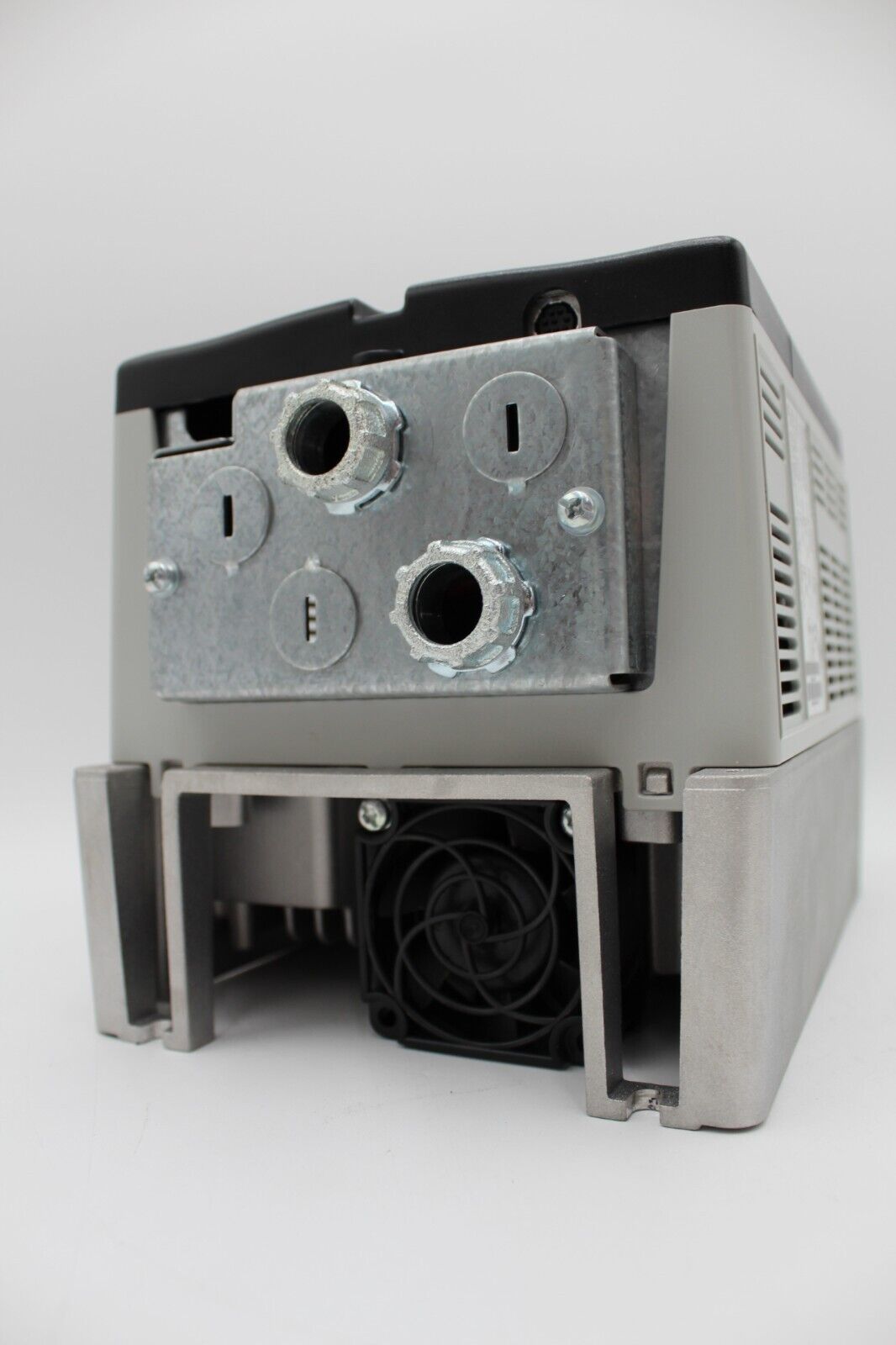 Allen-Bradley 20AD5P0A3AYNNNC0 PowerFlex 70 Adjustable Frequency Drive