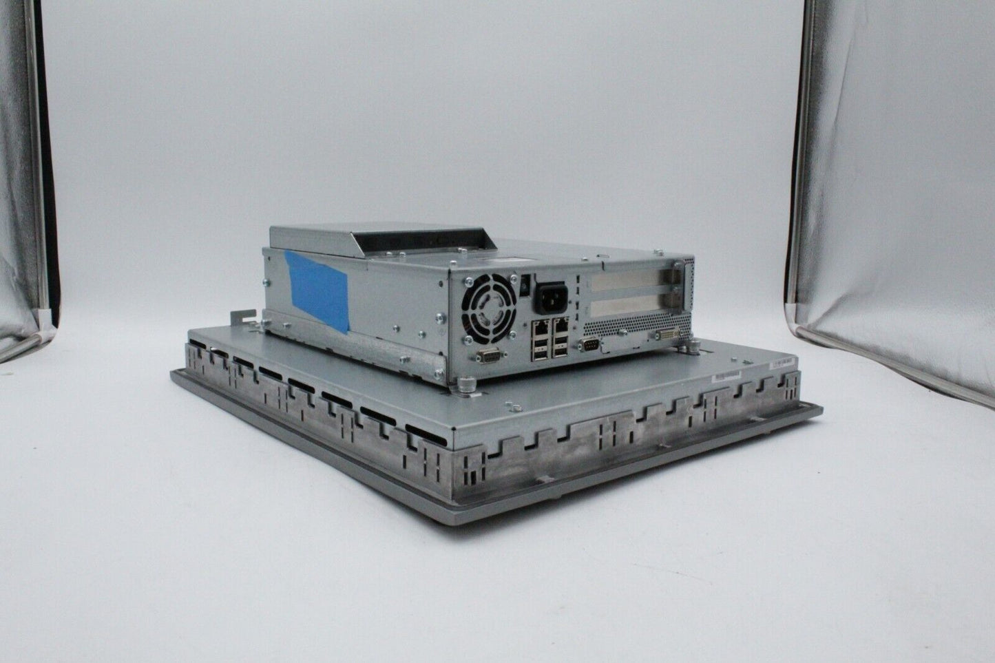 Siemens HMI IPC677C 6AV7894-0FE12-1AB0 Simatic HMI Integra Panel
