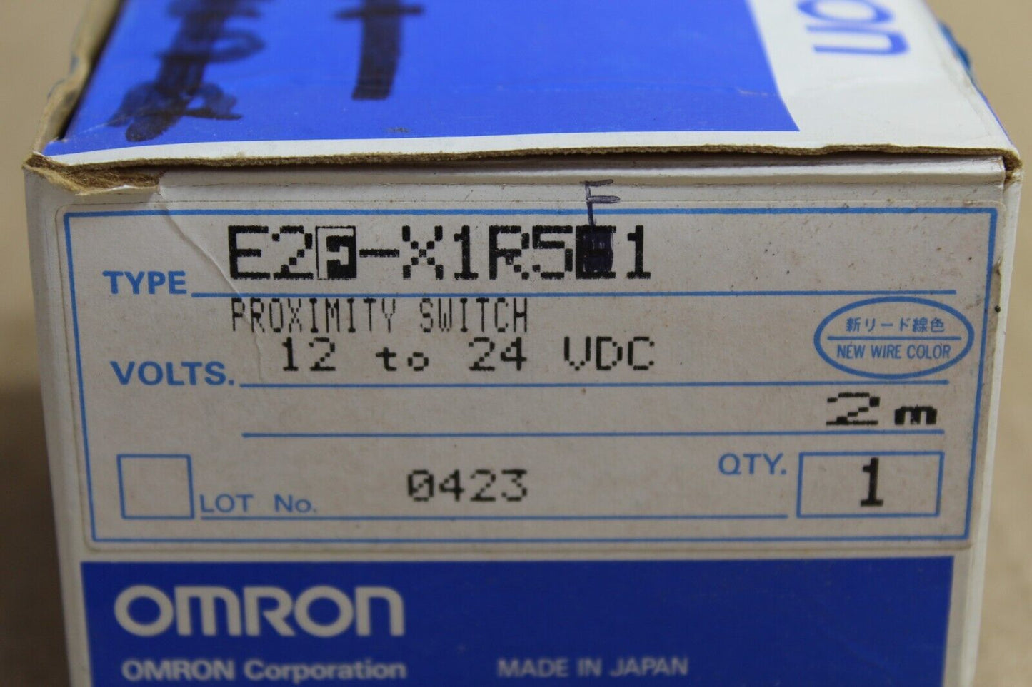 Omron E2F-X1R5F1 Proximity Switch