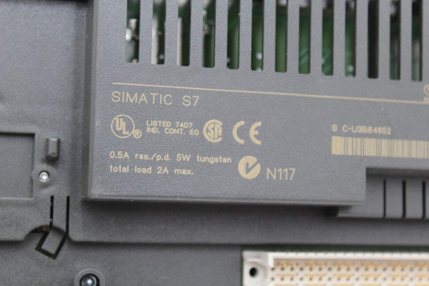 Siemens Simatic S7 6ES7 133-0BN11-0XB0 Digital I/O Module 6ES7133-0BN11-0XB0