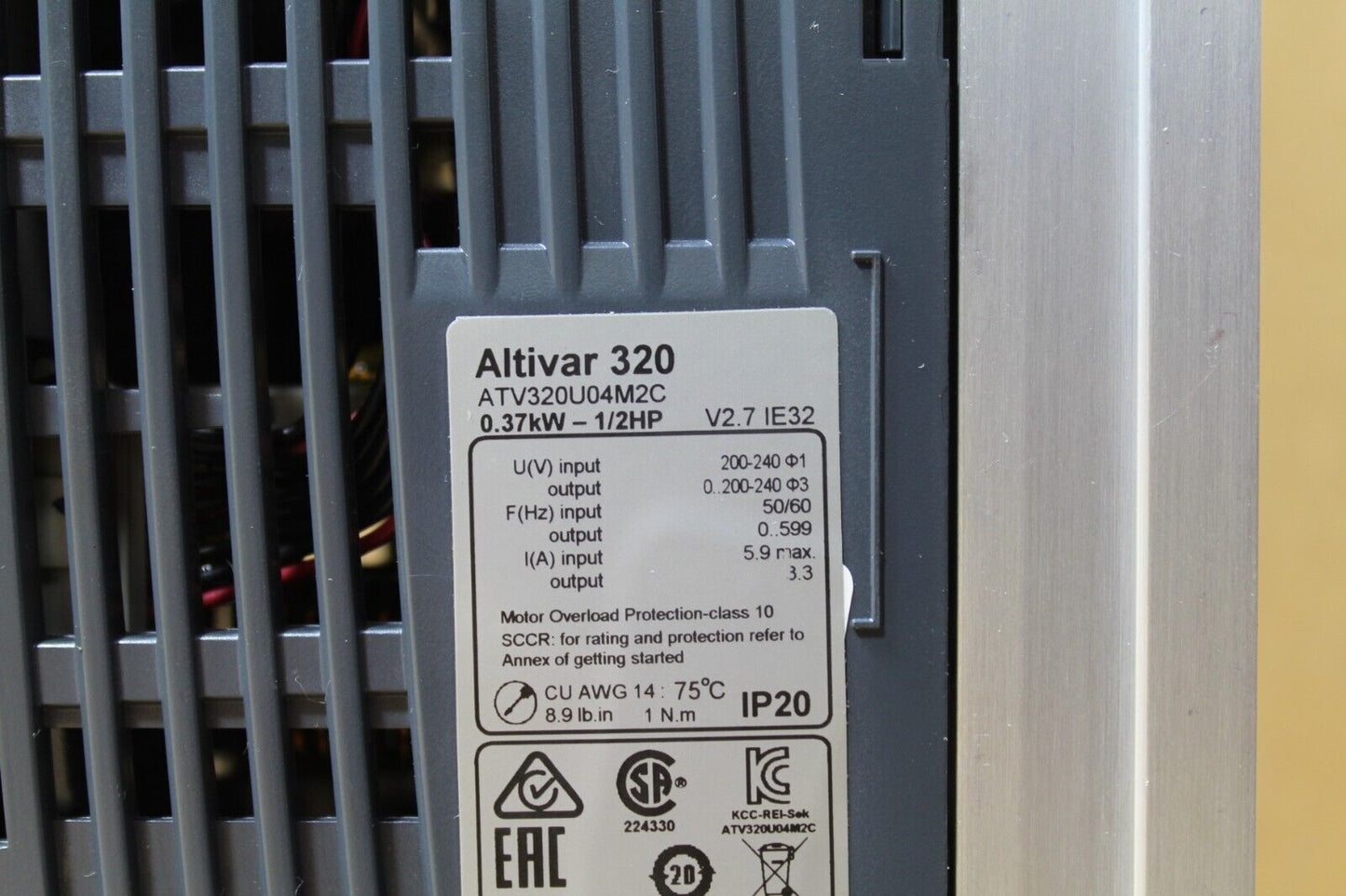 Schneider Electric ATV320U04M2C Frequency Converter