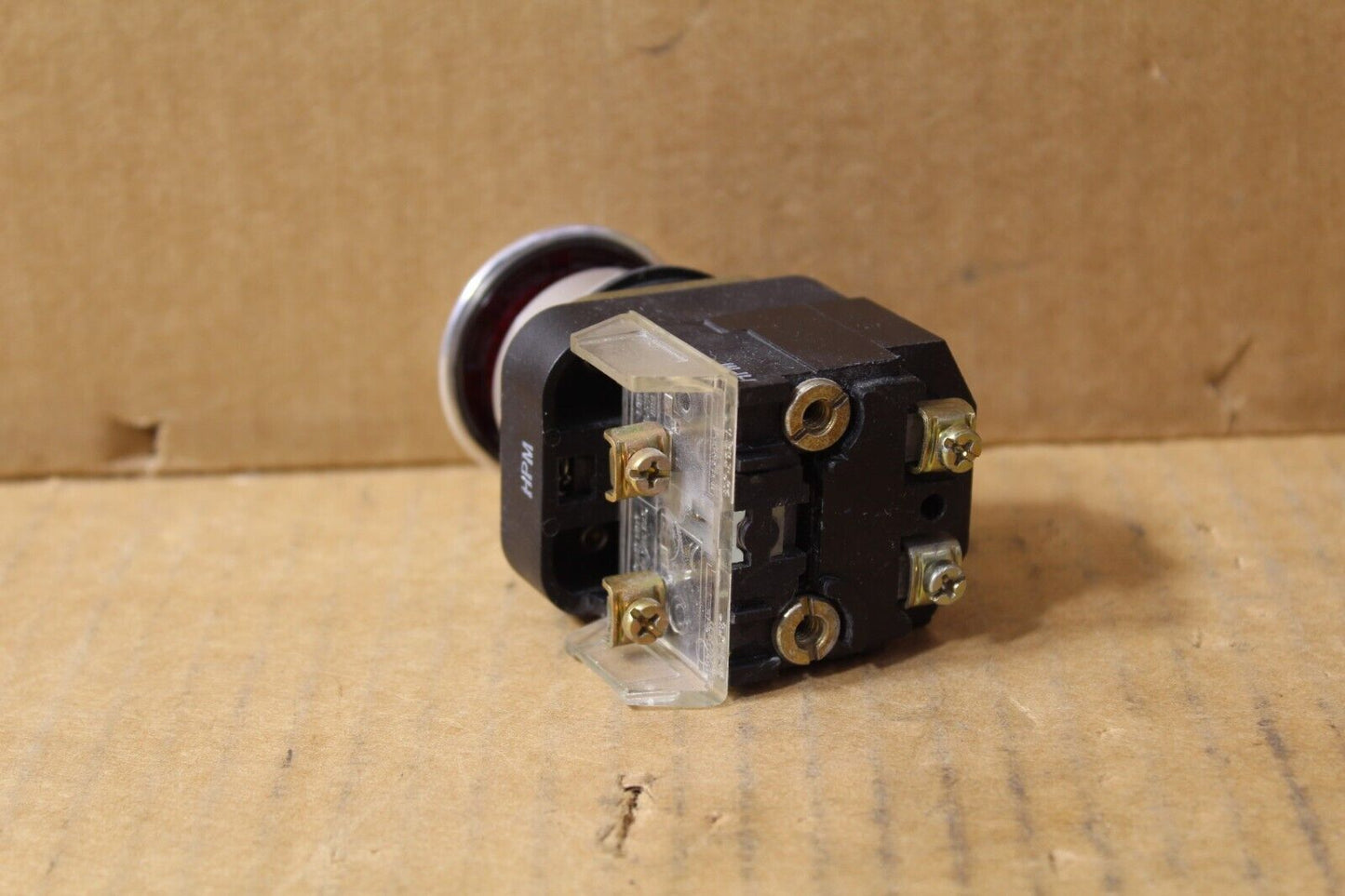 Allen-Bradley 800T-FXP16D4 Red Mushroom Push Button