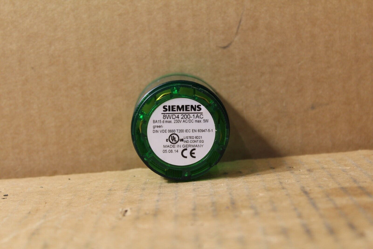 Siemens 8WD4 200-1AC Green Stack Light w/ LED