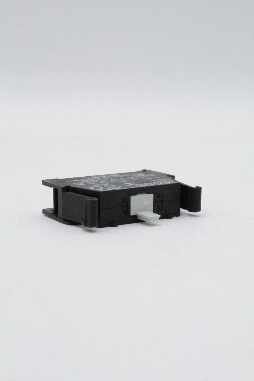 Allen-Bradley 800E-3X01 Contact Block